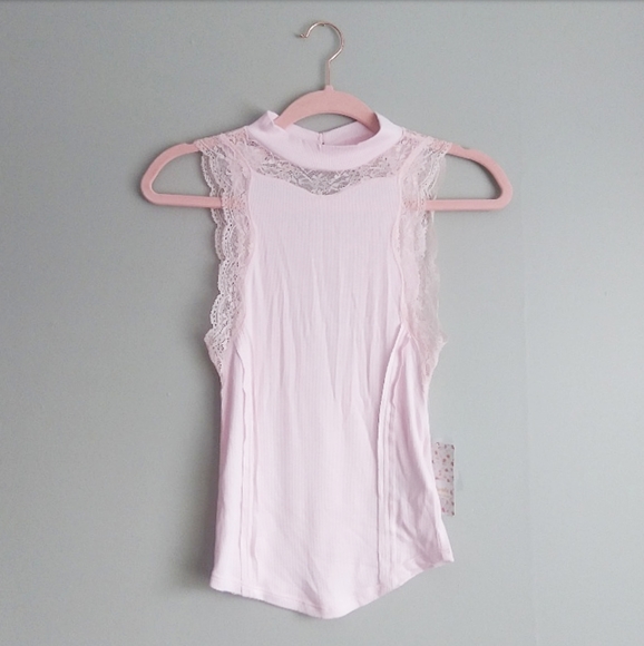 NWT Ballet Pink Lace High Neck Open Back Tank - Picture 3 of 6